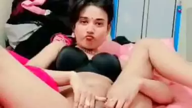 Cute bhabhi showing pussy on video call viral xxx