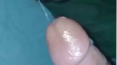 Lady sucks Indian big black dick in desi sex MMS